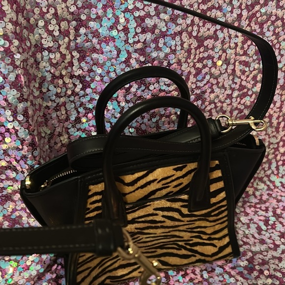 Michael Kors Black and Tan Tiger Print Women's Bag - Picture 4 of 8